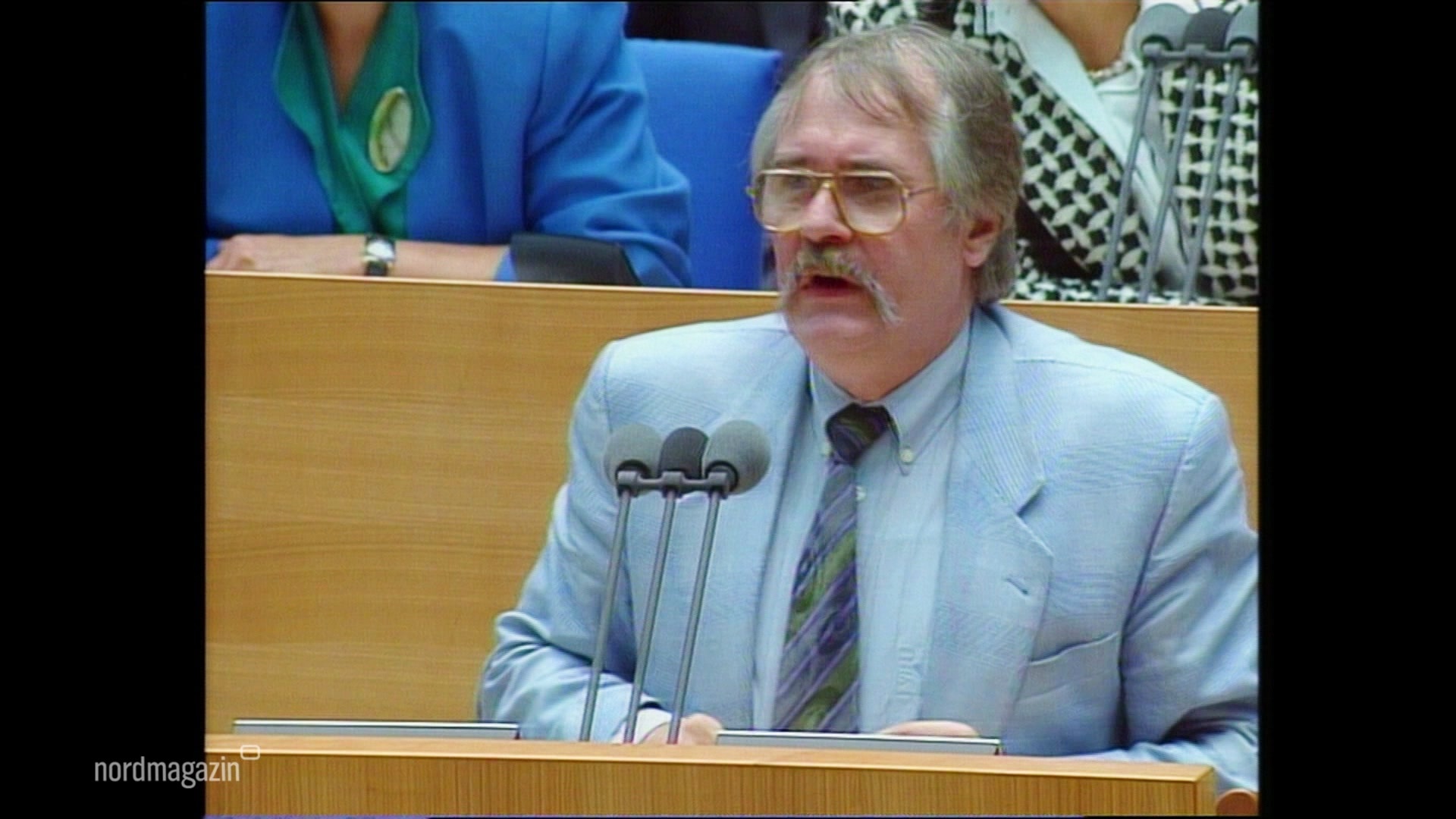 Gerd Poppe spricht im Bundestag. © Screenshot 