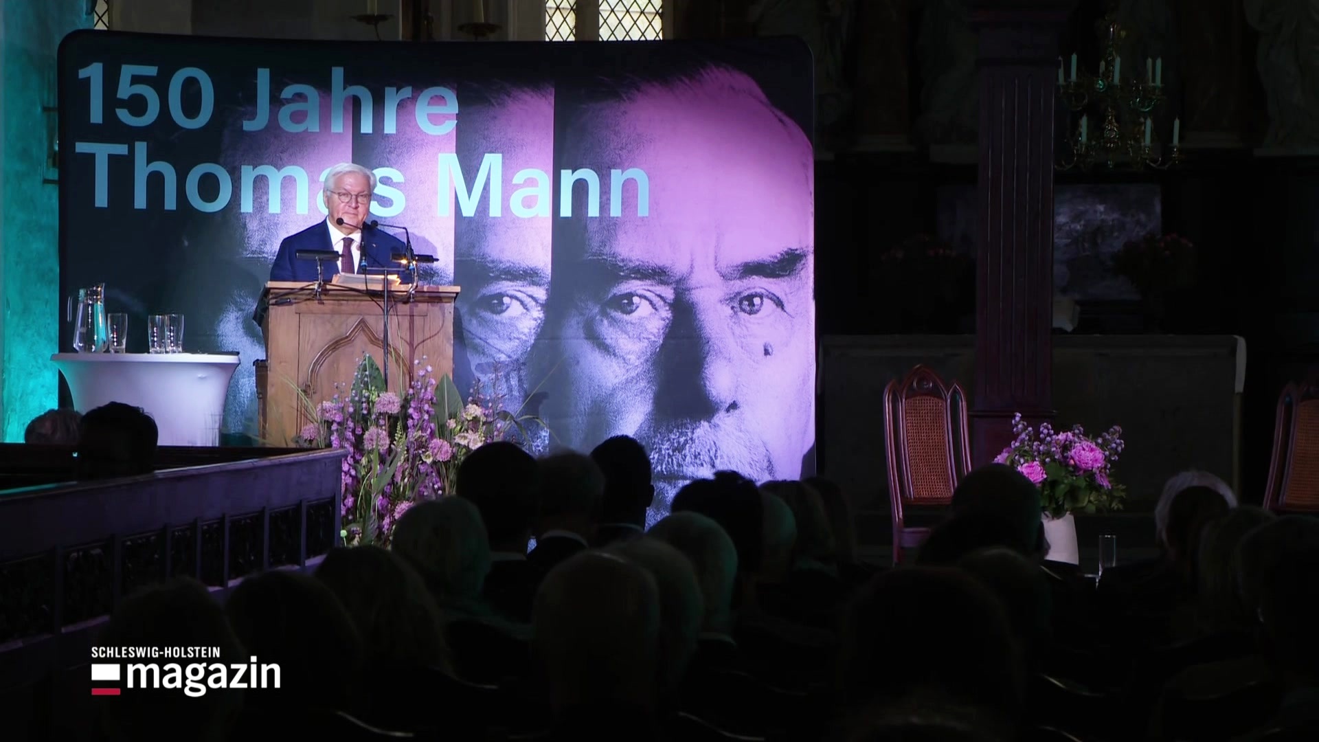 Bundespräsident Steinmeier spricht auf einer Bühne. © Screenshot 