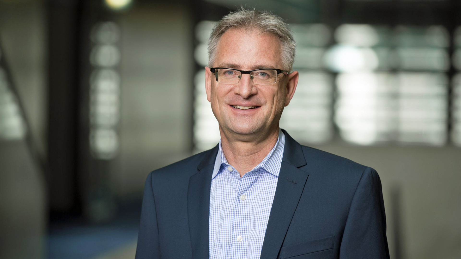 Porträt von ARD-Korrespondent Hans-Joachim Vieweger. © ARD-Hauptstadtstudio Foto: Jens Jeske