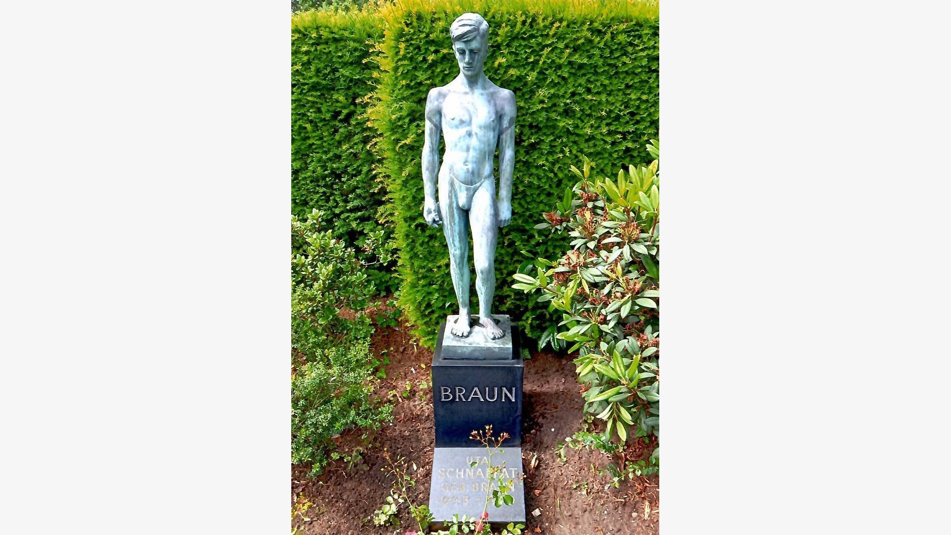 Das Bild zeigt eine gestohlene Bronzestatue aus Celle. © Polizeiinspektion Celle 