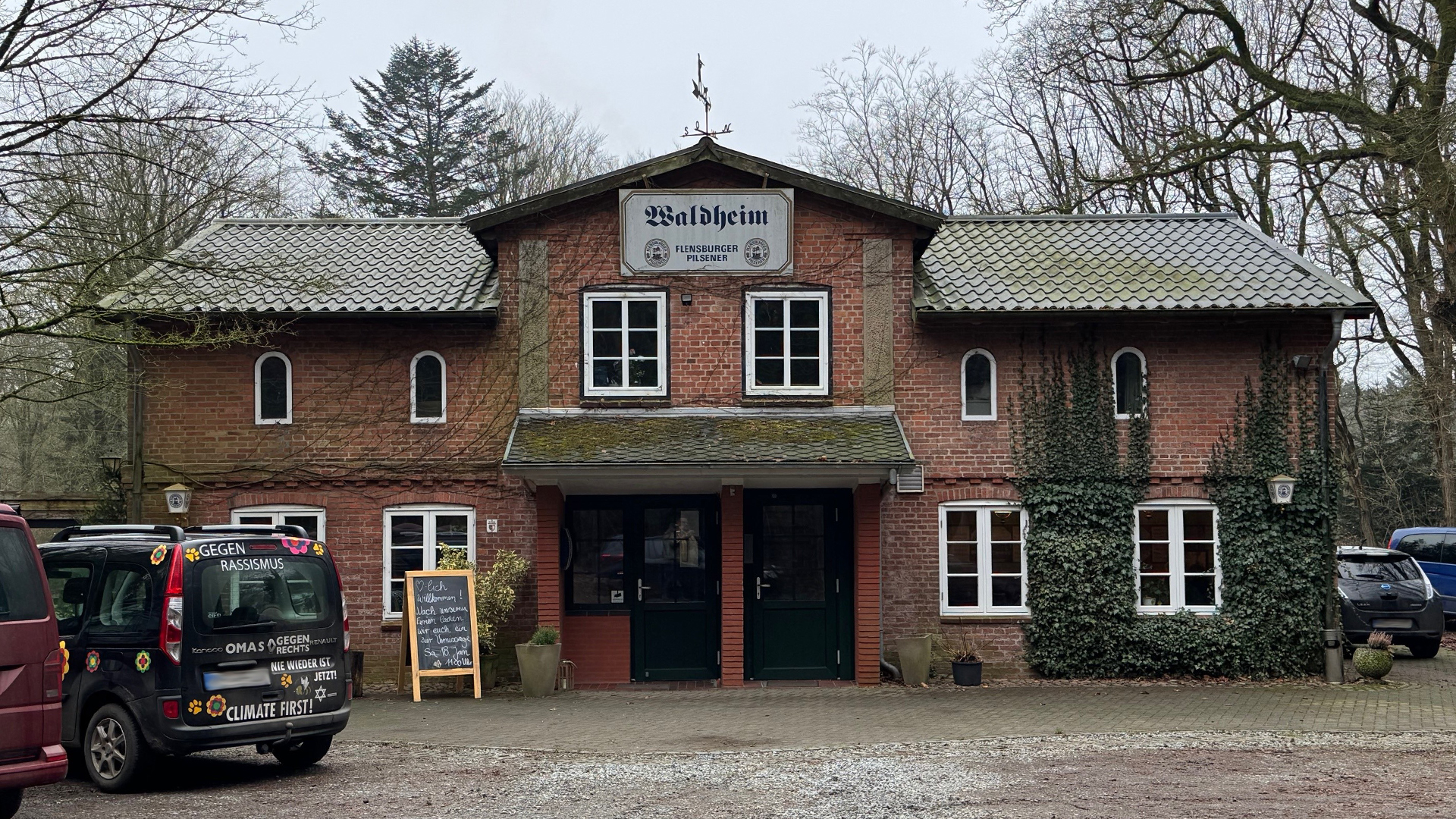 Der Gasthof Waldheim von außen. © NDR Foto: Jochen Dominicus