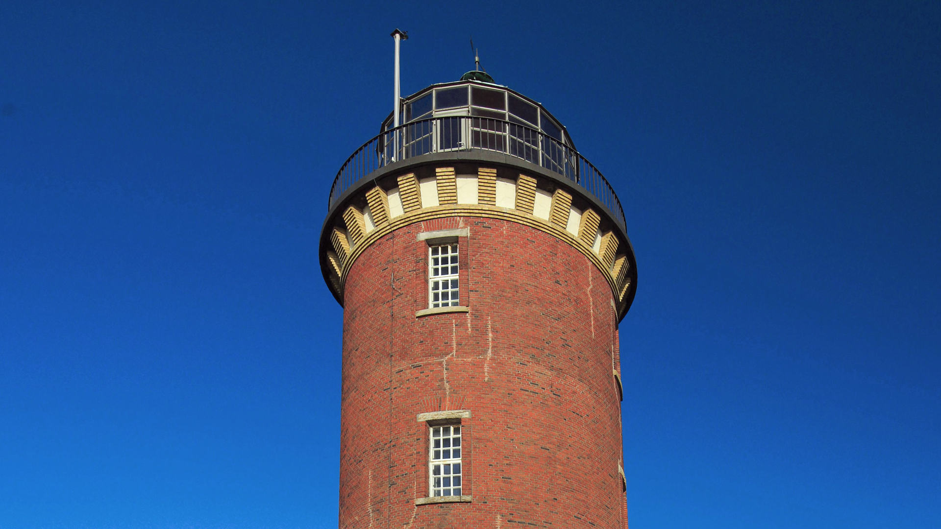 Hamburger Leuchtturm an der Elbmündung in Cuxhaven © imago/blickwinkel 